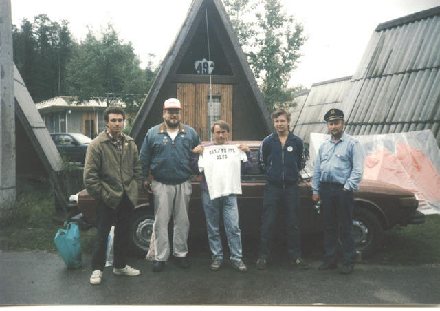 Leirialueen porukkaa