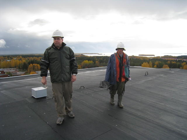 Sadekuuroisen taivaan alla