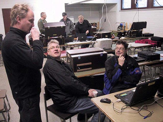 284-8478 Hamssit luokassa