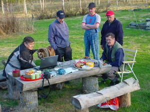 Antennimittausta Viinijärvellä 10.5.06 (oh7bd)